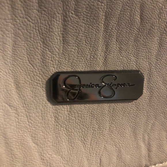 Great handbag ! Only used once - Picture 4 of 4